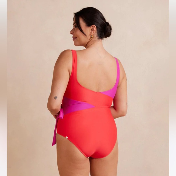 Summersalt The Perfect Wrap One-Piece - Size 18 - Picture 2 of 6